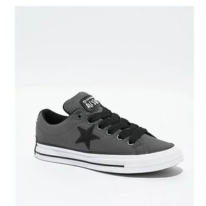 🆕🔥Converse One Star Low Top Sneaker - Charcoal/Black
